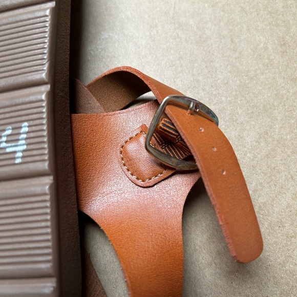 Steve Madden Brown Leather Sandals - Picture 5 of 5